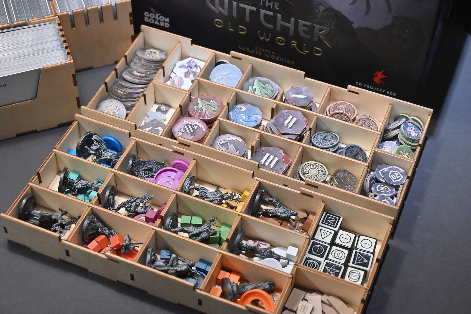 巫師：舊世界(大盒版) 桌遊收納盒 The Witcher Old World board game insert 烏鴉盒子桌遊收納